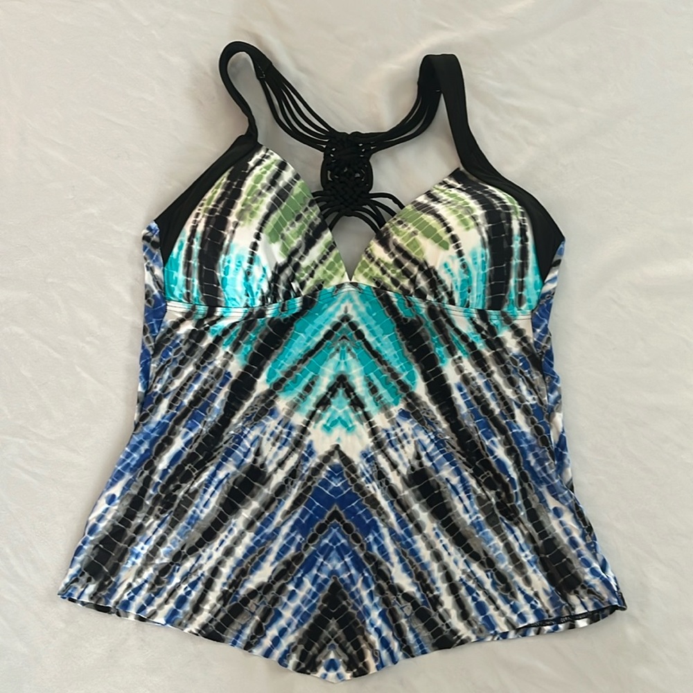 Swim top with racerback design